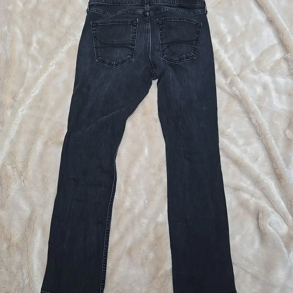 HOLLISTER BLACK WASH SLIM STRAIGHT DISTRESSED JEANS, SIZE 33X32